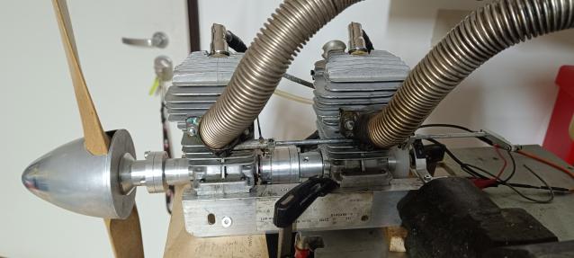 Motore benzina bicilindrico in linea 2x38 cc