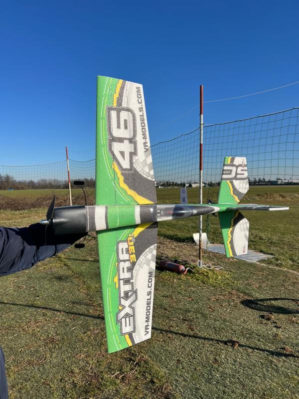 VENDO EXTRA 330 VA-MODELS MILANO