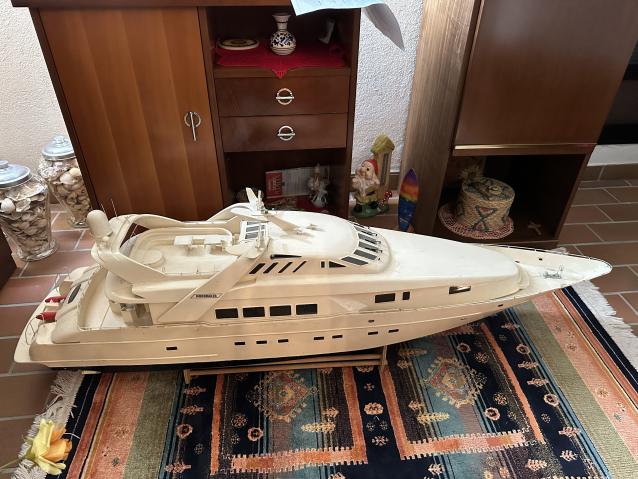Yocht rc con 3 motori