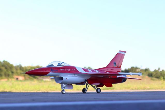 NUOVO F16 HX COMPOSITE PER TURBINE DA 8KG -PRE ORDINI APERTI - SUPER PREZZO 2990 EURO VERSIONE COMBO
