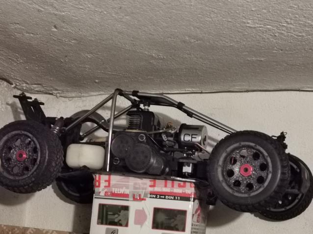 Reely Carbon Fighter 3. 1:6 2WD!!