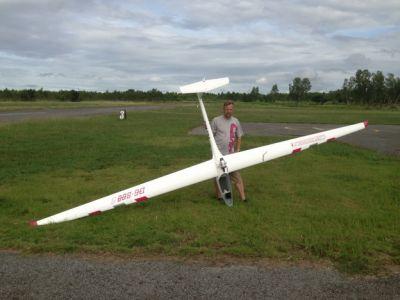 DG-800S CARF 1:3 6MT ALL WHITE turbina