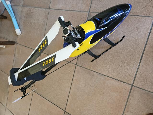 Mikado logo 500 v staby 