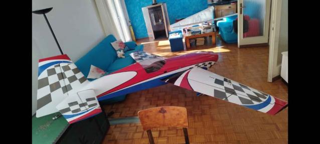 Extra 330 SC Krill 123"