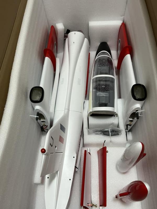 MB339 FULL AIREX , NUOVO, PRONTO AL VOLO CON TURBINA SWIWIN SW80 A 3990 EURO 