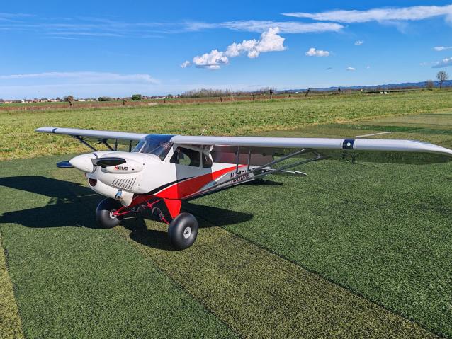 HANGAR 9 CubCrafters XCub