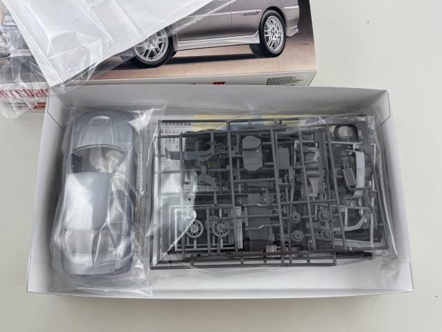 Hasegawa Mitsubishi Lancer GSR Evolution IV 1:24