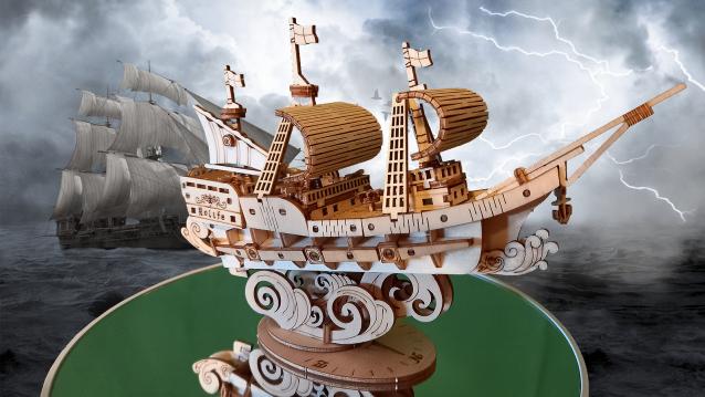 Veliero su piedistallo in legno, da tavolo, in 3D, realizzato artigianalmente a mano