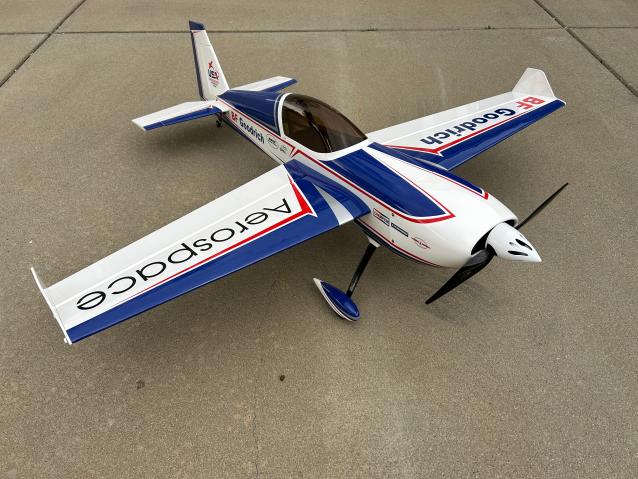 Extreme Flight 67 Extra 260