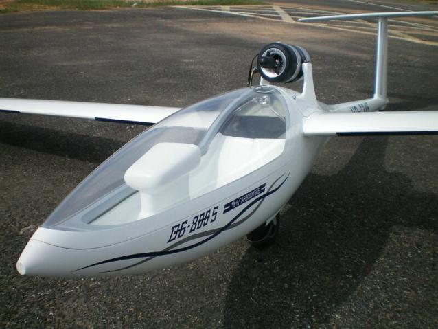 DG-800S CARF 1:3 6MT ALL WHITE turbina