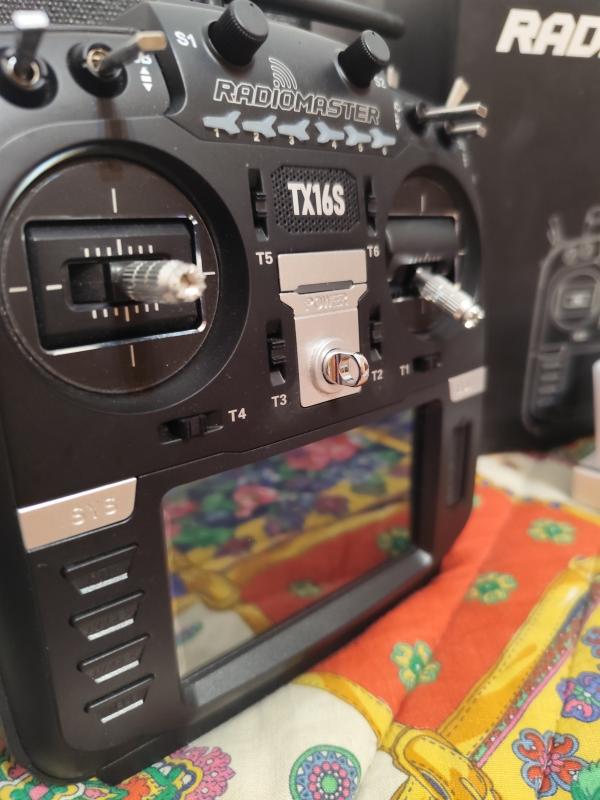 RADIOMASTER TX16S MK ll 2,4Ghz