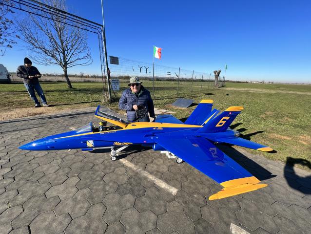Vendo F-18 Bob Violett