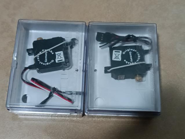 Vendo due servocomandi digitali nuovi Futaba S3150