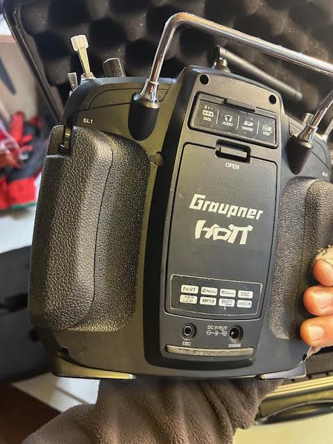 Biplano WW1 - Radio Graupner Mz24 con ricevente 12ch  e  due batterie lipo 5s 3000 