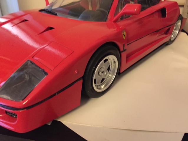 Ferrari F40 scala 1/12