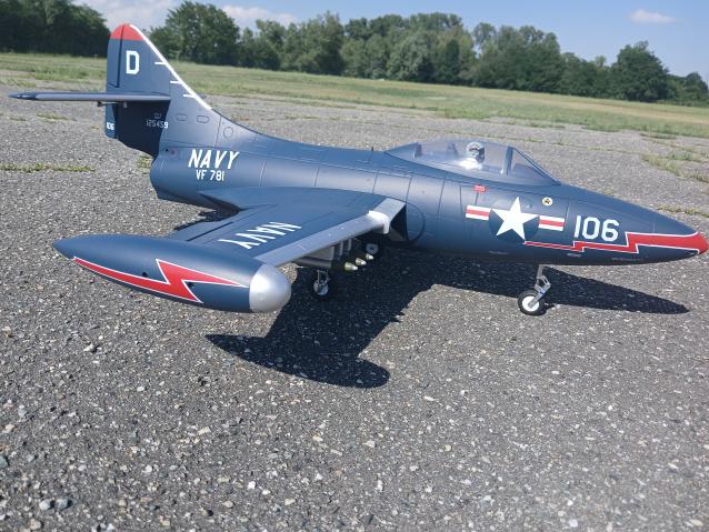 F9f-panther 70mm freewing  