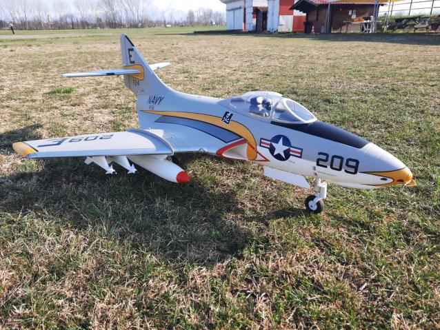 F9F Cougar Freewing