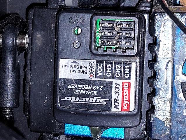 Radiocomando Kyosho a pistola con ricevente