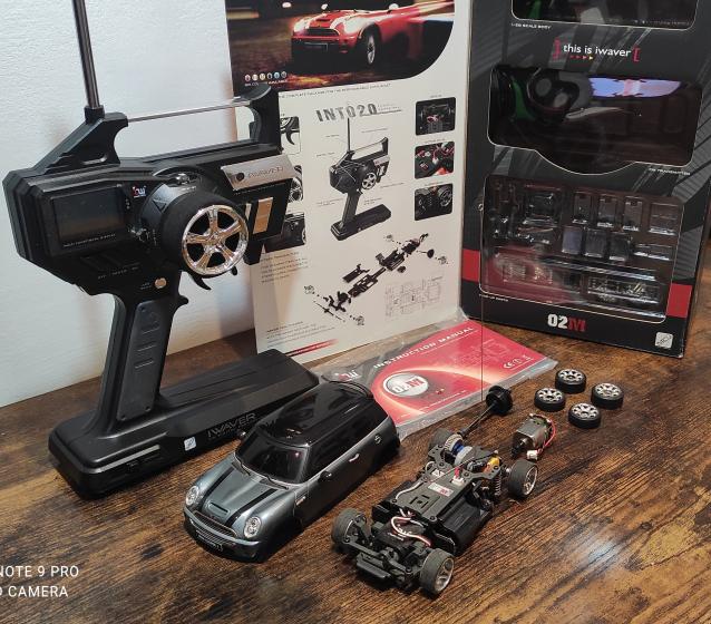 Macchina Radiocomandata iwaver 1/28 RC come Mini-z completa di Radiocomando  con differenziale e cus