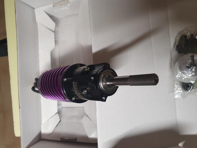 VENDO PER ESUBERO 2 MOTORI HACKER C50 XL14 F3A COMPETITION e Q80 14XS F3A