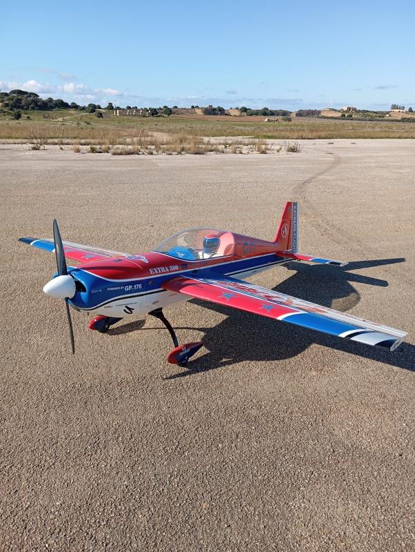 Vendo extra 300 125" Extreme Flight