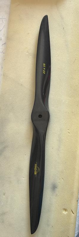 Elica 23x10 Mejzlik carbonio 