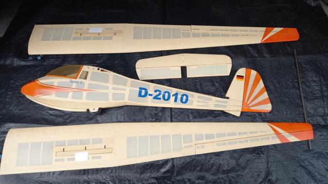Vendo aliante RC SPATZ L55 kit originale della ROBBE apertura alare 3750 mm