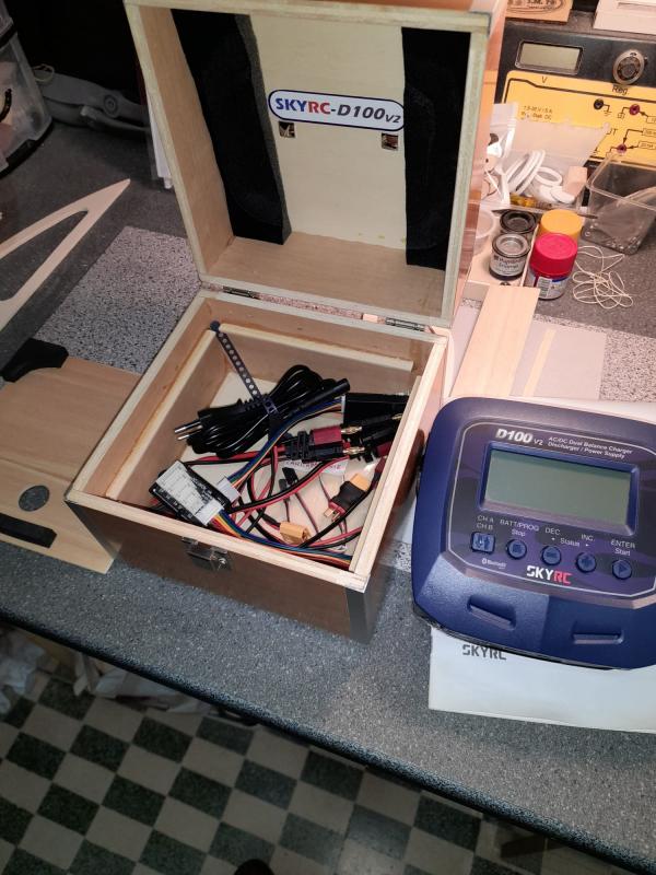 Caricabatterie doppio Skyrc-D100 V2