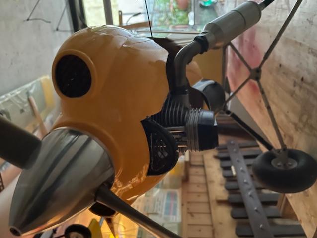 VENDO CARBON CUB della HANGAR 9 e OS 120 4 T GLOW