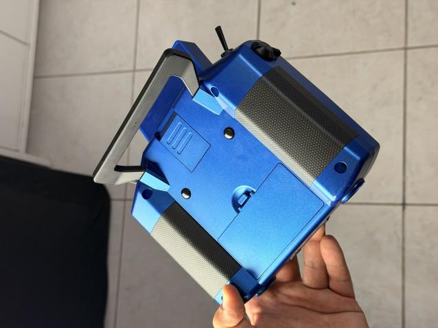 Radio KAVAN V15 Blue + Batteria aggiuntiva originale