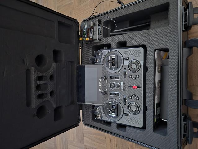 FRSKY TANDEM X20PRO + valigia