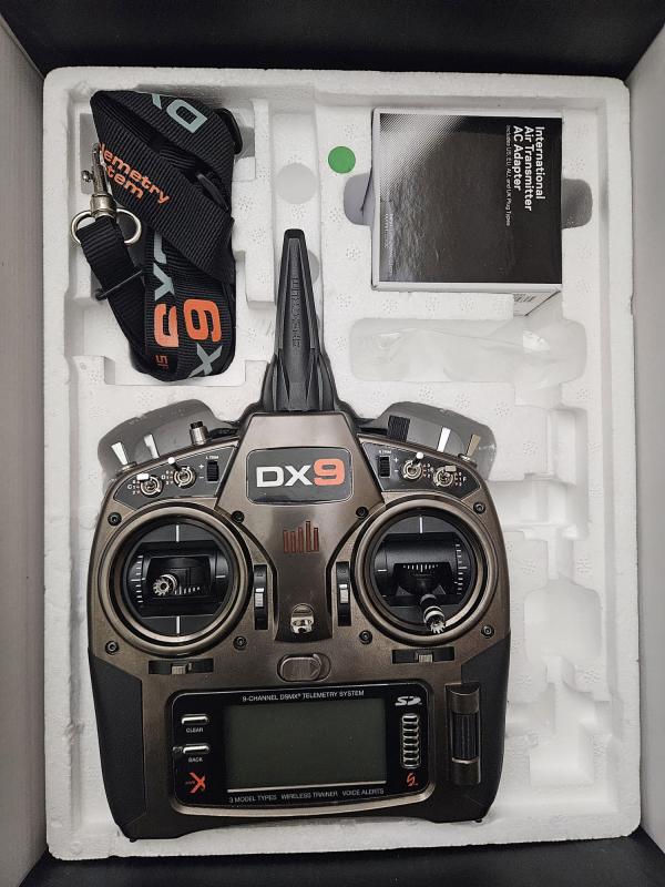 Spektrum dx9 completa di accessori