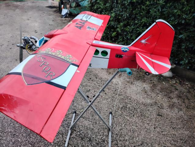 Aeromodello (AUTOBUS) SAITO FG-14/82 Benzina 13,8cc