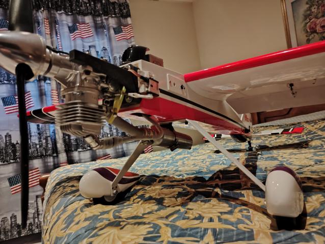 Aeromodello Ultra Stick Hangar 9 + DLE 20 RA