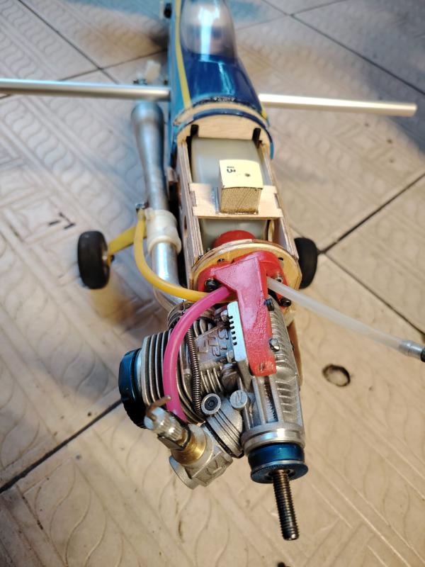 aeromodello Shoestring NUOVO + motore da pylon Novarossi Rex Plus 21- 7 Travasi 