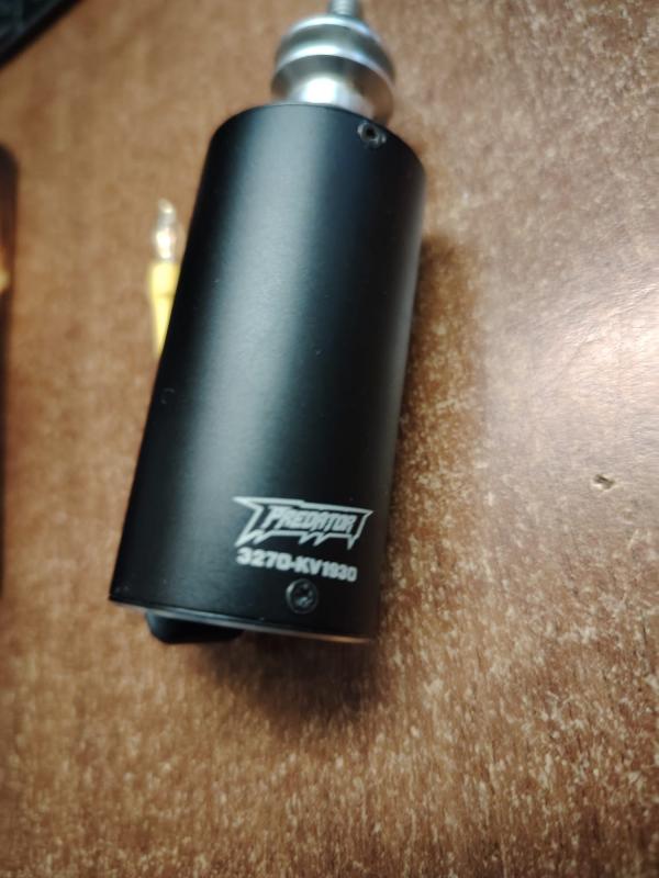 Vendo Motore Brushless  PREDATOR FMS 3270 1930Kv -NUOVO-