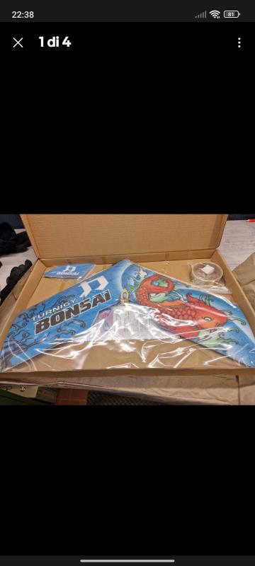 Vendo Aereo rc mai assemblato nuovo con tutti i pezzi