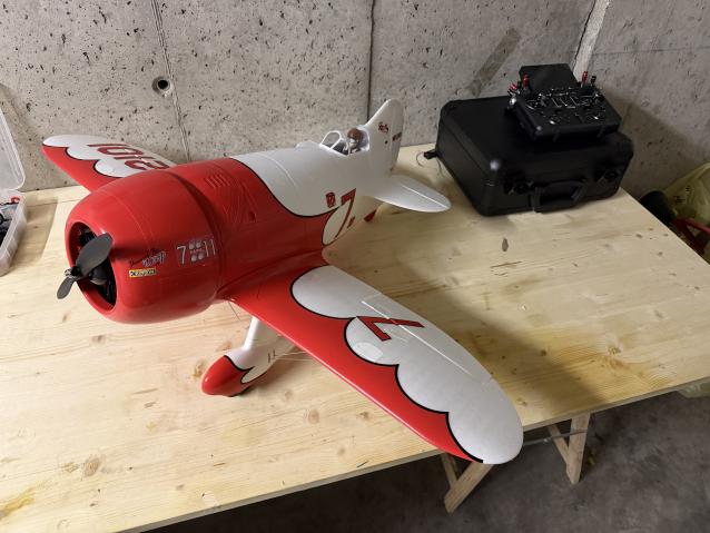 Gee Bee e flite 1 mt Mai volato