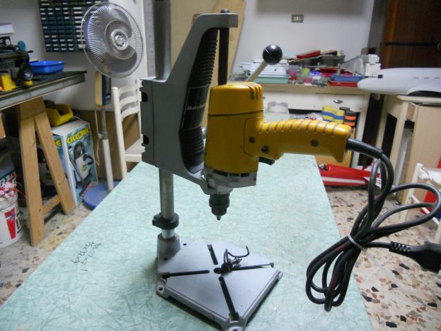 Trapano BLACK e Decker con colonna