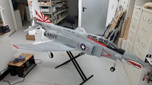 F4 PHANTOM SCALA 1/7 NUOVO IN KIT DA MONTARE PER TURBINE 17/19KG DI SPINTA