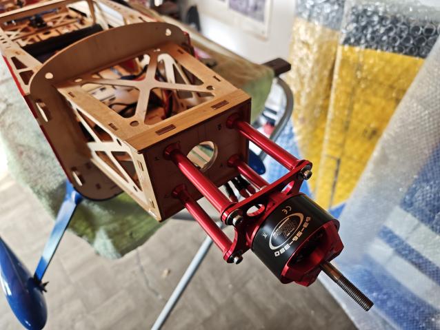 Combo motore + esc per modelli 3D da 2.00m