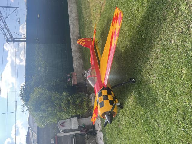 YAK 55 GoldWing � 272 cm � Setup Completo