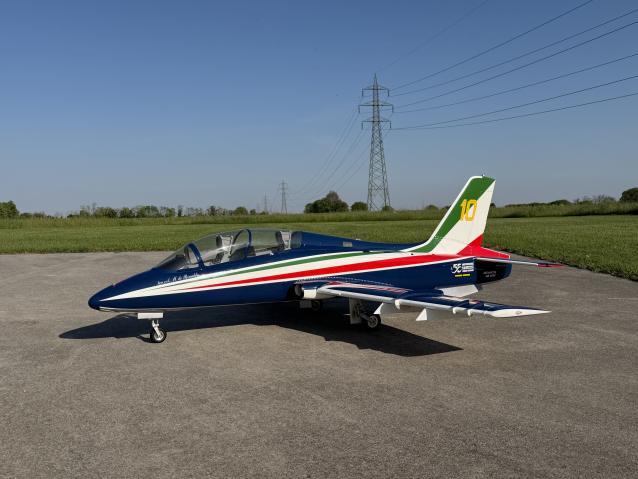 MB339 PAN skymaster 