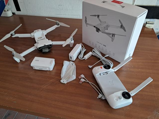 Drone FimiX8