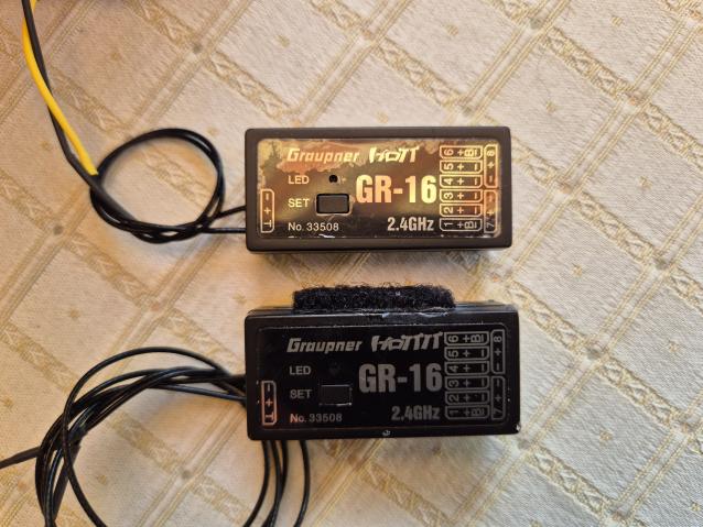 RADIOCOMANDO GRAUPNER MZ-32 + 2 RICEVENTI GR-16 