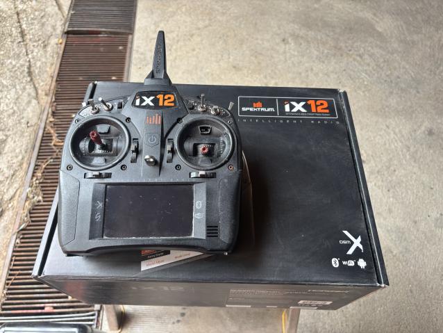 Spektrum IX 12 