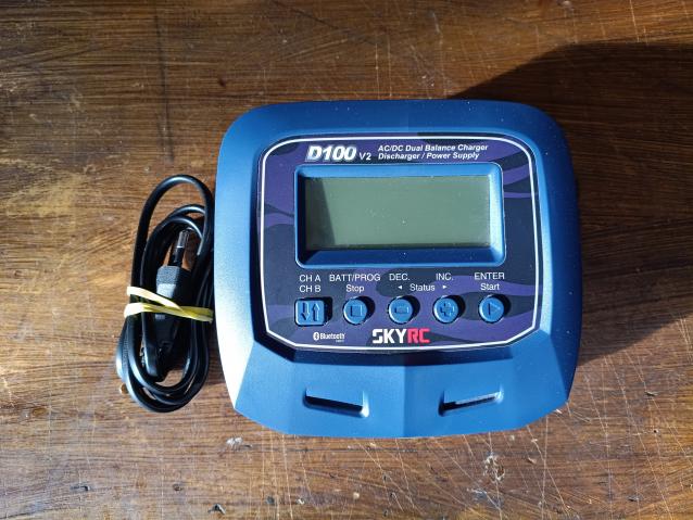 Vendo caricabatterie 100W