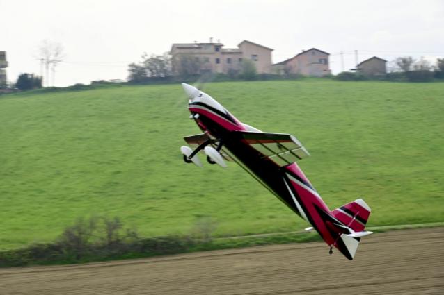 Extreme Flight Extra NG 104" Pink scheme 