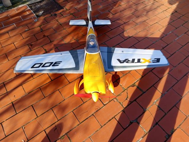 Extra 300 E-Flite