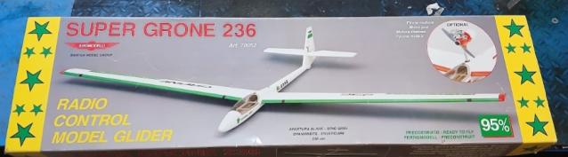 Vendo aliante super grone 236 nella sua scatola  originale 